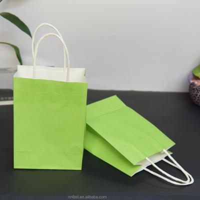 China Disposable Sustainable Shopping Bag Square Shaped Large Reusable Shopping Bag For Clothing for sale