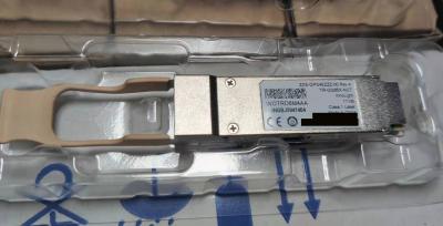 Chine ZZXS-QPS4EZZZ-00 QSFP+ eSR4 (300m) pour 40GE le <-> 10GE avec la fibre d'évasion (sans câble) INFINERA à vendre