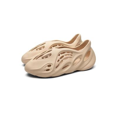 China 2021 New Quick-drying Beach Lovers Hollow Foot Baotou Boy Thick Bottom Hole Shoes A Generation Of Hair for sale