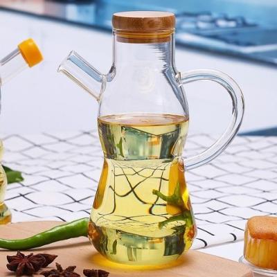 China Wholesale Viable Glass Transparent Soy Vinegar Kitchen Bottle Portable Olive Oil With Handle Pot Seasoner Dispenser for sale