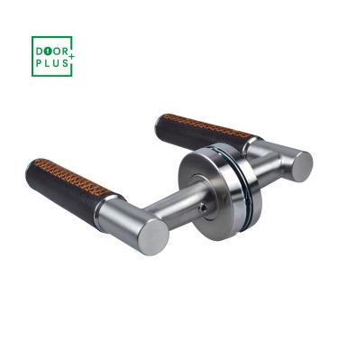 China European Modern Bedroom Doorpuls Easy Installation Wood Door Handles Style Chrome and Leather Door Handle for sale