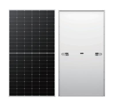 中国 単結晶性シリコン太陽光発電モジュール 605W-630W パネル効率22.4%-23.3% 販売のため