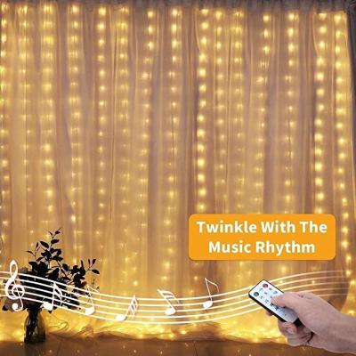 China / Twinkle Plug In 8 Modes Wave Connected Outdoor Decorative Christmas Lights Icicle Lights Fairy String Lights for sale