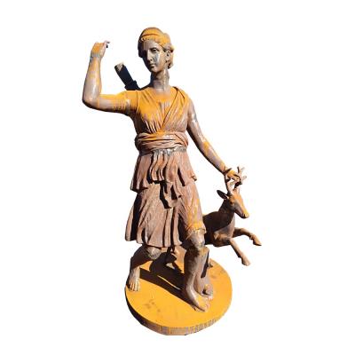 China 2021 Europe Rust Color Gusseiserne Gottinnenstatue Promotional Hot Selling Cast Iron Goddess Statue For Garden Decoration for sale