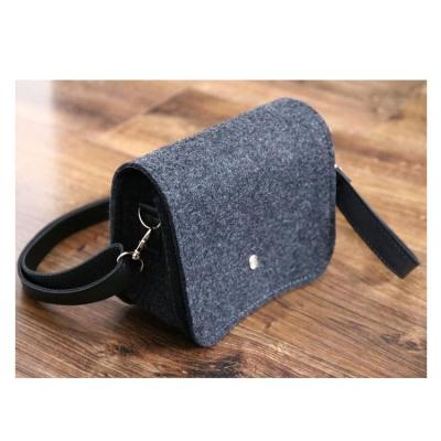 China Polyester OEM Bulk Customization Cloth Mini Side Sling Shoulder Bag Recyclable Felt Messenger Pouch Purse For Turkey Market for sale