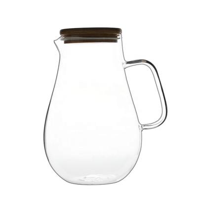 China Customized sustainable cheap handblown drinking glass water jar with lid for sale