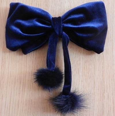 China Decoration Winter Velvet Soft Bow With Mink Fur Pom Pom Hair Clip Wholesale for sale