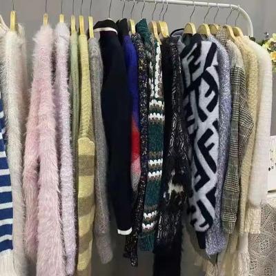 China Cotton factory used apparel bales second hand used clothes at apparel bales good price package apparel second hand high quality sweater for sale