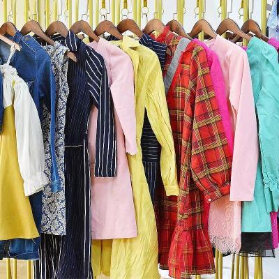 China Polyester/Cotton Old Clothes Used Clothes Used Clothes Clothing Cotton Second Hand Women Used Clothes Mixed Bales All Sizes For Women Adults for sale