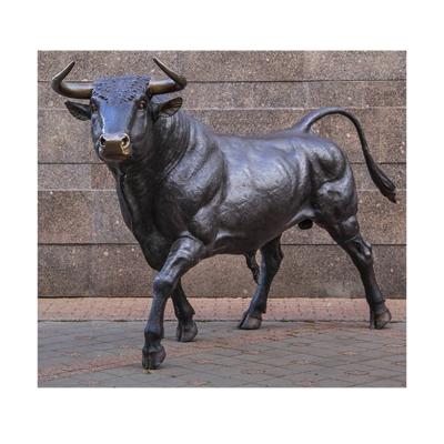 China Popular Spanish Street Bullfighting Bronze Sculpture Europe Famous for sale