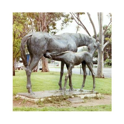 China Europe Loving Animal Sculptures Large Outdoor Bronze Horse Bronze Sculptures for sale