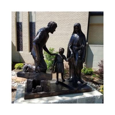 China Europe Life Size Garden Family Religious Bronze Holy Sculpture for sale