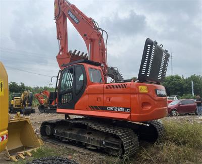 China used original korea brand good condition construction machine used Doosan DX225 excavator for sale in low price 1.05MÂ³ for sale