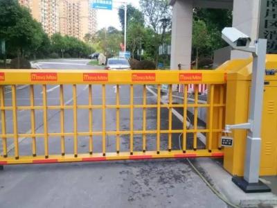 China Galvanized Automatic Heavy Duty Fence Arm Parking Barrier Gate With Powder Coated for sale