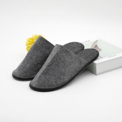 China Top fashion trend felt slipper with thick bottom inner plant provides warmth and ventilation for men for sale