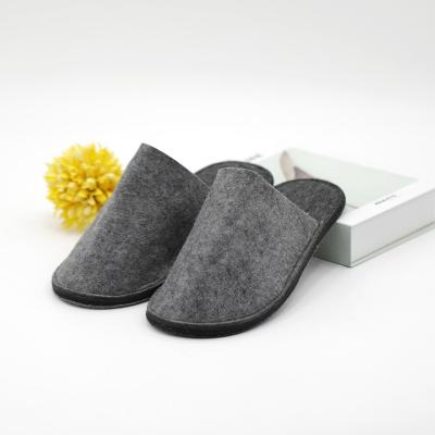 China Fashion Trend Comfortable Soft Breathable Felt Indoor Slippers Made in China for sale