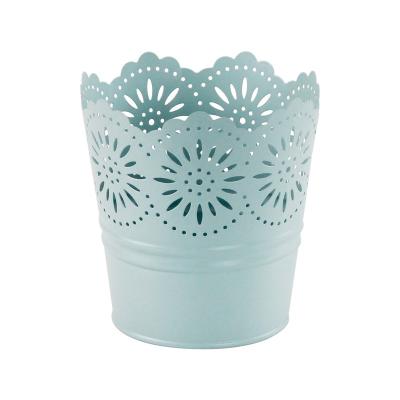 China Europe Garden Import Metal Planter Flower Overflow Bucket Floral Retro Classic Antique Galvanized Flower Barrel for sale