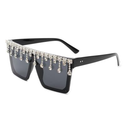 China Oversized square PC Diamond Women Sunglasses With Rhinestone flat surface smudge Diamond Sunglasses USA warehouse shipping retro for sale