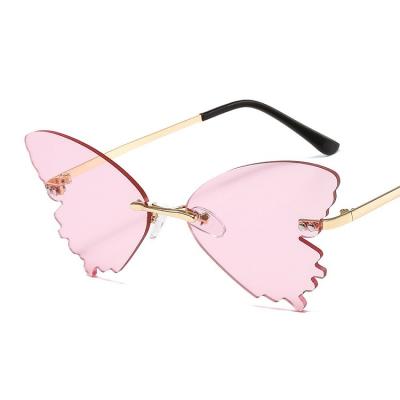 China Fashion Sunglasses Winter Elegant Butterfly Sunglass Custom Women's Sunglasses 2021 for sale