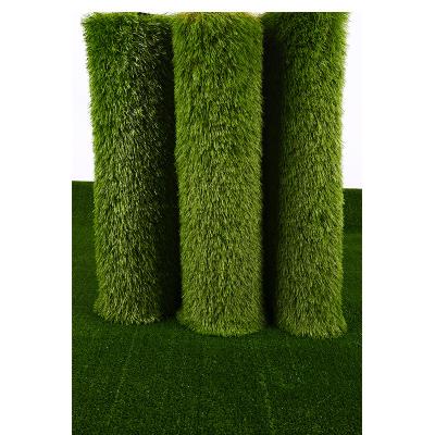 China Synthetic Artificial Landscaping Grass Carpet Lawn Soccer Turf en venta