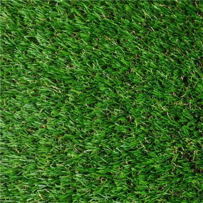 China Customized Artificial Landscaping Grass Realistic Soft Football Turf zu verkaufen