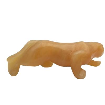 China Healing Animal Gift China Wholesale Natural Calcite Yellow Leopard Statue Hand-carving Home Decoration for sale