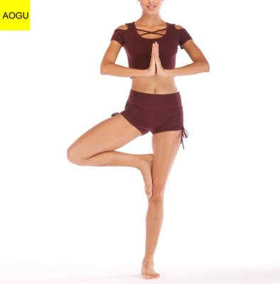 China OEM Breathable Service Design Adjustable Strap Solid Color Women Yoga Wear Sets Hollow-out for sale