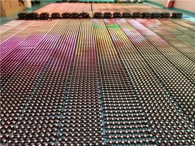 Chine Mur visuel imperméable d'écran flexible extérieur de LED pour la lumière commerciale de bâtiment à vendre