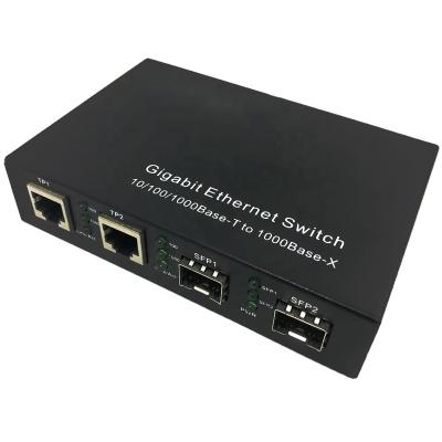 China GZ-LINK Two 1000Base-SX/LX SFP Fiber Optic Slots and Two Copper 10/100/1000Base-T Gigabit Switch 4 Ports Media Converter GSFP0202G for sale