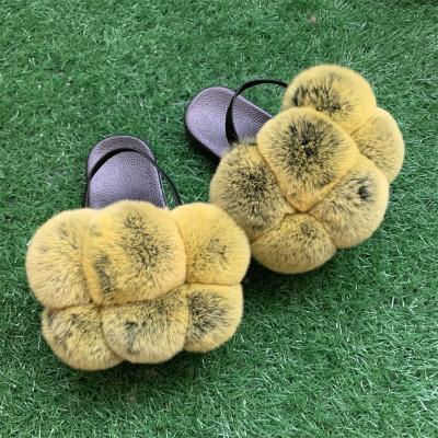 China Large real fur ball pom pom fox sandals toddler children fashion fluffy toddler kids fashion style light custom color and children fur for sale