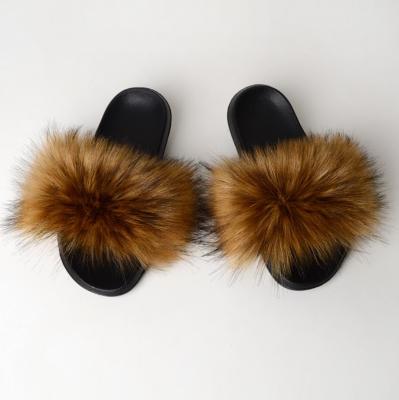 China High Quality Fashion Faux Fur New Fashion Trend Girls Soft And Fluffy Slides Style Slippers for sale