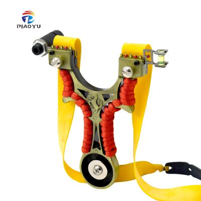 China New Piaoyu Red Metal Slingshot Shooting Catapult TIR Strong Magnetic Hunting Outdoor Slingshot With Rubber Band for sale