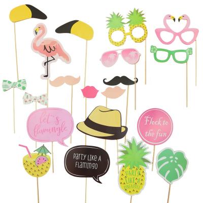 China Hawaiian Atmosphere Animal Flower Series Birthday Decoration Factory Stock Party Custom Holiday Decoration Flamingo Photo Props for sale