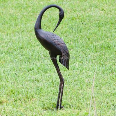 China Europe Crane Sculpture Metal Antique Bronze Crane In Garden Sculpture for sale