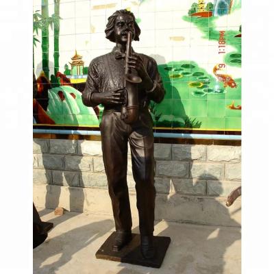 China Europe Indoor And Outdoor Life Size Statues Musician Sax Metal Bronze Saxophone Playing Sculpture for sale