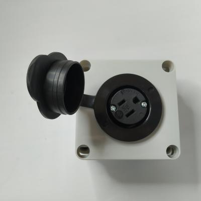 China Industrial All Nema 5-15 Black Flanged Outlet Receptacle With Waterproof Bottom Box for sale