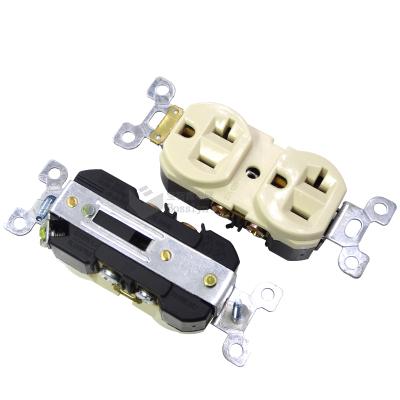 China Residential / General Purpose 125V US 5 - 20 Duplex AC 20A Receptacle Wall Outlet Copper Plug for sale