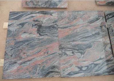 China Tejas naturales rojas del granito del multicolor con la superficie pulida, flameada, afilada con piedra en venta