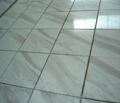 China Volakas white marble flooring tile , marble tile countertops Density 2.7g/cm3 for sale