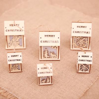 China Single-tier ornamental hangingmini Christmas tree vintage homes Home Ministry hotel decoration village roof Christmas decorative houses showcase for sale