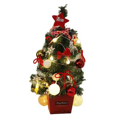 China Hot 2021 Trend Christmas Decoration Home Office Christmas Festival Small Glowing Christmas Tree for sale