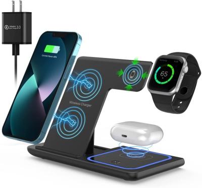 China UniversalÂ   3 in 1 Wireless Fast Charging Dock with Safety Charging Pad for iPhone 13/13 pro max/12/12 pro max/11/11 pro max/X/XS for sale