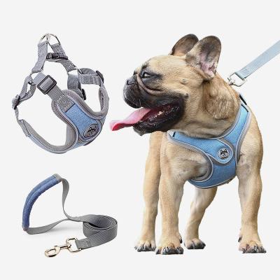 China Soft And Comfortable Breathable Mesh Chest Strap Traction Rope Adjustable Non-Elastic Reflective Dog Harness for sale