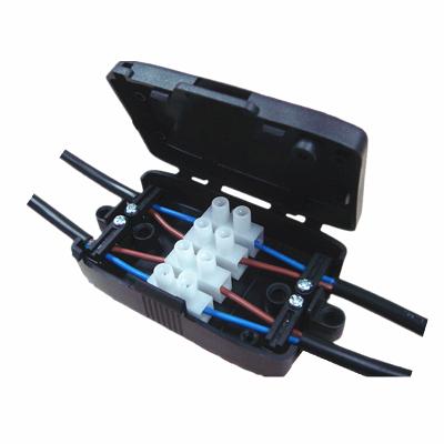 China Light Fixtures 4 Pole Junction Box With Screwless Push Wire Connector For Led Light Fixtures for sale