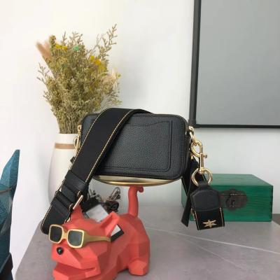 China Fashion Snapshot Cross - Body Bags Camera Clips 2022 yupoo Designer Cross Waist Weaving Handbags for sale