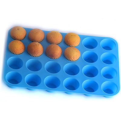 China Cake Maker 12 Cups Cupcake DIY Bakeware Round High Quality Reusable Silicone Homemade Non-Stick Cake Molds for sale