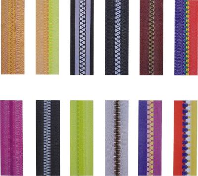 China No.5 Long Chain Plastics Teeth Resin Zipper For Garment / Luggage for sale