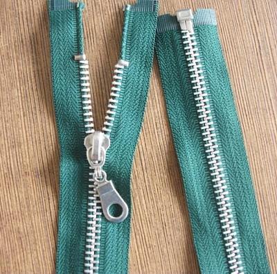 China 8# Light Gold Teeth Long Separation Metal Zippers For Tent , Sleeping Bag for sale