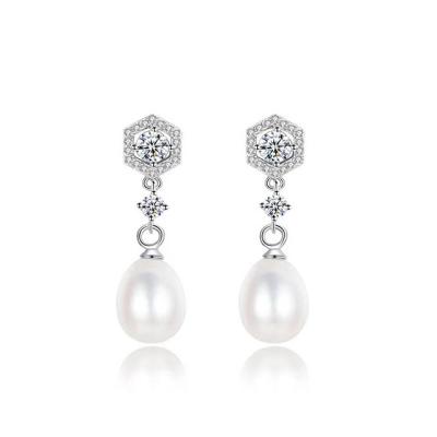 China Good Quality And Luxury High Polish Earrings With Zircon Designs Jewelry Woman Pear Pearl Drop Earring Sterling Silver White For Wedding for sale