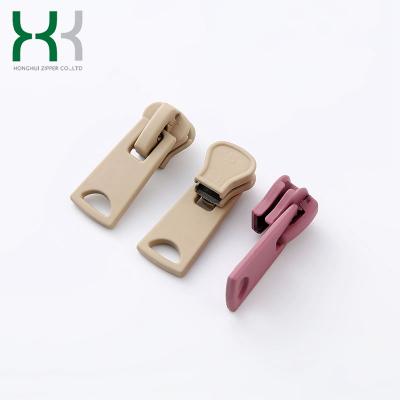 China Other No. 2 Auto Lock Durable Metal Zipper Slider Metal Zipper 5 Deline for sale